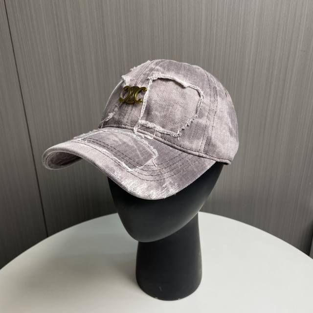 赛琳 Celine 25春款洗水棒球帽 新款棒球帽，出街必备超好搭配，高品质 内标齐全，赶紧入手！