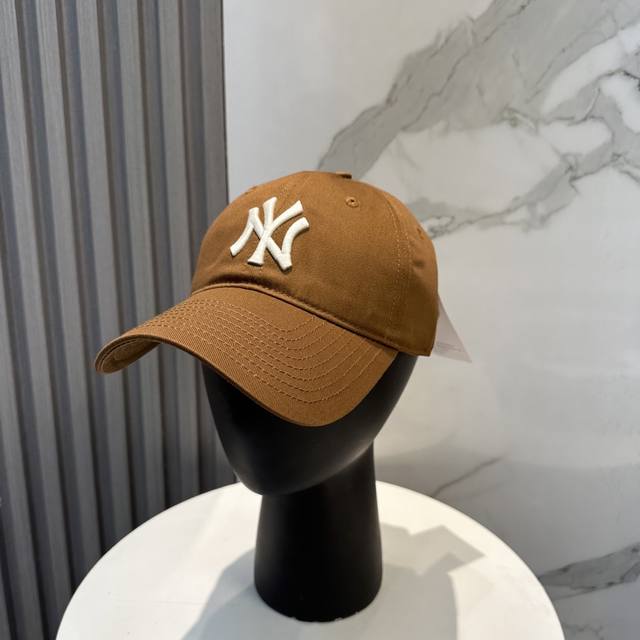 韩国正品Mlb棒球帽Ny最新最火的帽子就在这最新款棒球帽刺绣男女情侣款鸭舌帽最新款 ，爆炸款全线出货 非常百搭。正品Mlb男女同款棒球帽 Mlb 韩国Ny洋基队