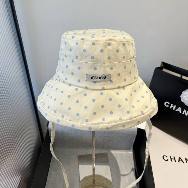 Miumiu缪缪新款渔夫帽，遮阳帽，头围57Cm