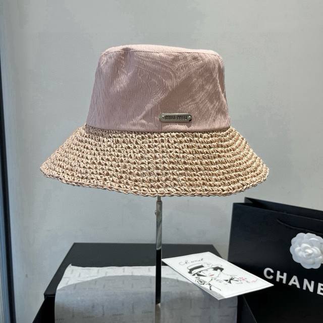 Miumiu缪缪新款渔夫帽，编织拼接金丝面料，头围57Cm