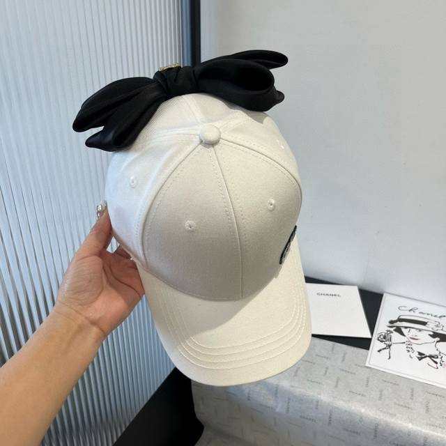 Miumiu缪缪蝴蝶结鸭舌帽，高端定制，头围57Cm