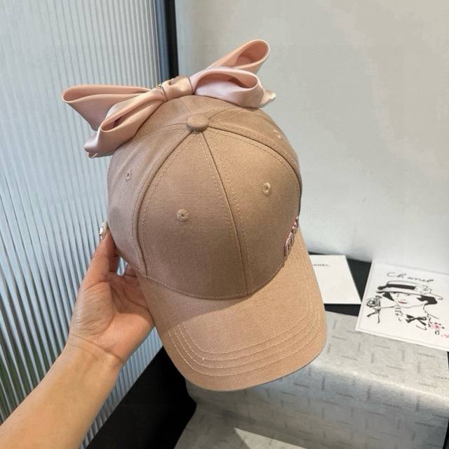 Miumiu缪缪蝴蝶结鸭舌帽，高端定制，头围57Cm