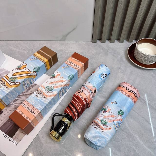 Lv 路易威登三折防晒睛雨伞 夏季新款 全自动折叠晴雨伞 内里黑色涂层防晒有效阻隔紫外线99%，Upf 50 所以能起到伞下体感降温的效果！有效隔热 高效防晒一