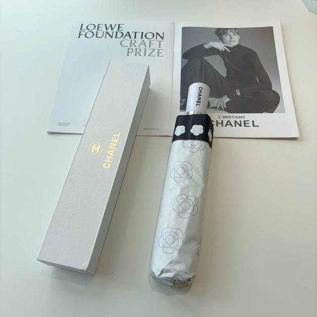 Chanel 香奈儿 三折自动折叠晴雨伞 选用台湾进口Uv防紫外线伞布 原单代工级品质