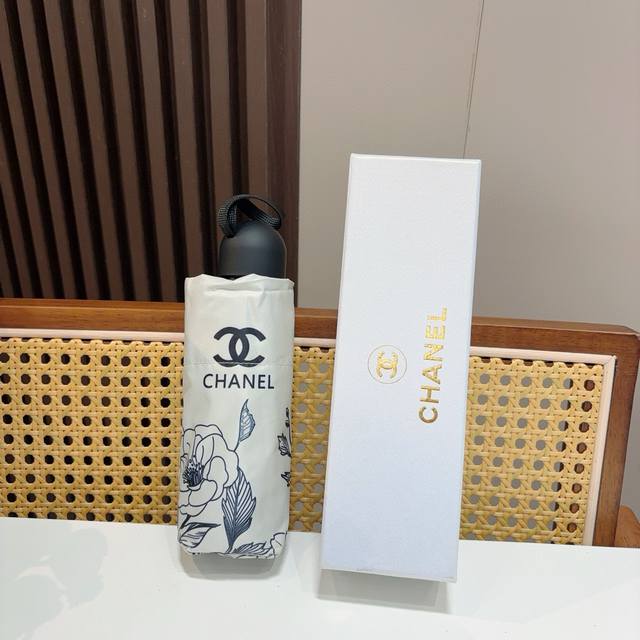 Chanel 香奈儿 五折手动折叠晴雨伞 选用台湾进口Uv防紫外线伞布 原单代工级品质