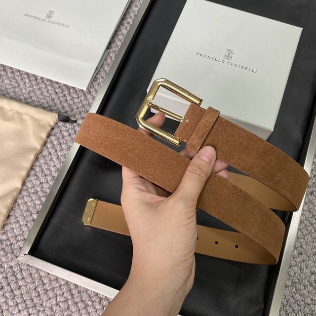Brunello Cucinelli 反绒皮腰带，3.5公分宽，简约风，休闲好搭配
