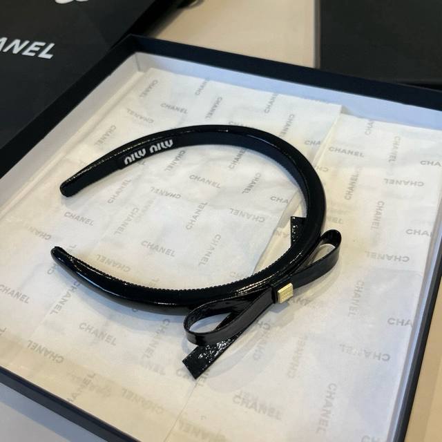 Miumiu缪缪新款发箍