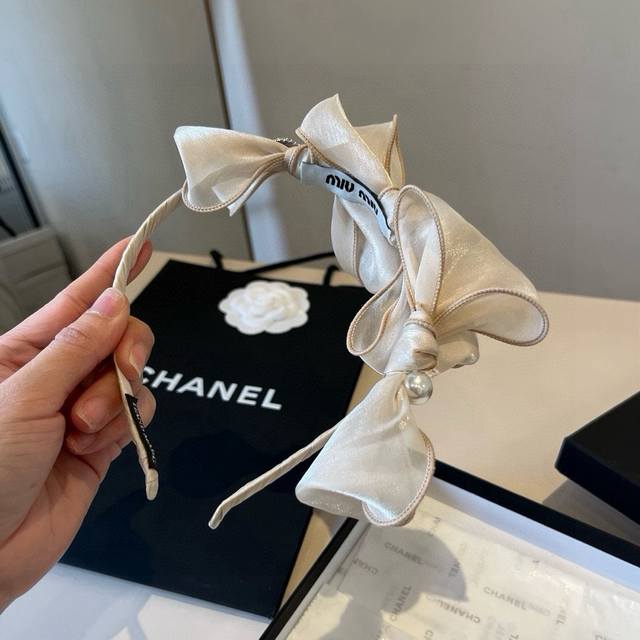 Miumiu缪缪新款发箍