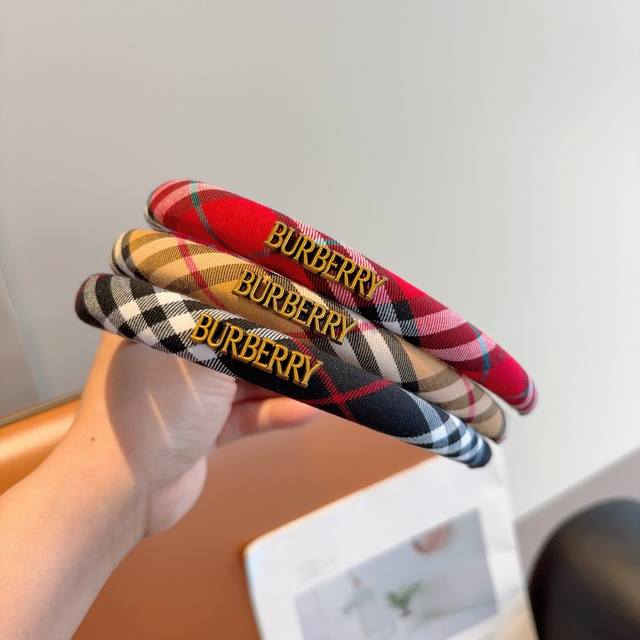 配包装 巴宝莉Burberry 新款高版格纹窄版发箍，客供面料头箍细节全部实拍！非常耐看又百搭、适合各种场合搭配！