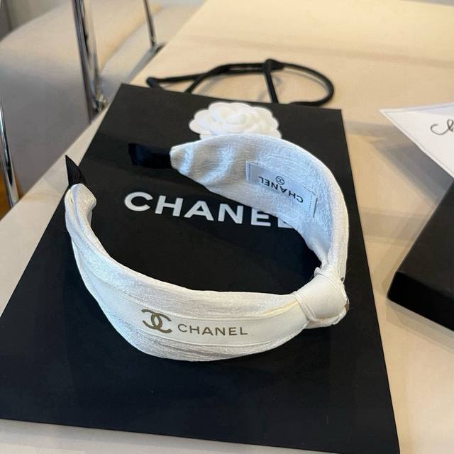 Chanel香奈儿新款发箍