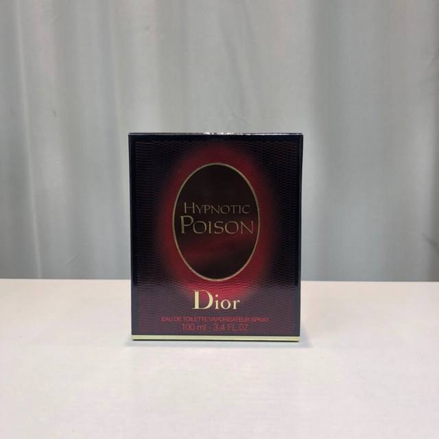专柜品质Dior Hypnotic Poison，1998迪奥 蛊媚奇葩 红毒 前调：杏 李子 椰子中调：晚香玉 茉莉 玫瑰 铃兰 巴西红木 葛缕子后调：檀香木