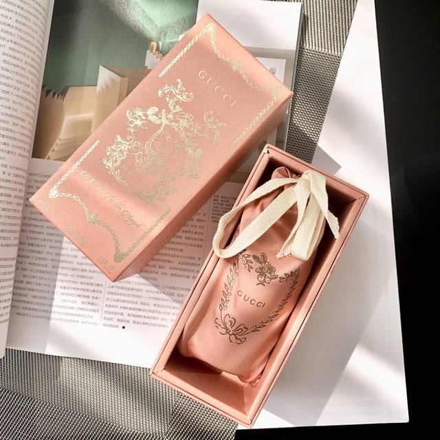 专柜品质Gg 20年新品 仙女颂香水炼金术士花园香水 Ml炼金术士花园系列新品A Chant For The Nymph-仙女颂歌味道仿佛置身于热带雨林化身为仙