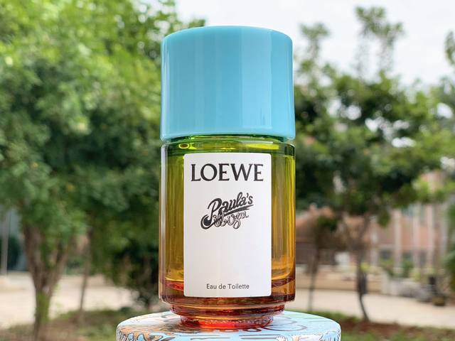 专柜品质每瓶香水都有独立编码！扫码验货！真正做到一瓶一码！Loewe罗意威伊维萨岛的滨海假日香水50Ml超美彩虹色中性香，男女皆可穿，是一支令人惊喜的新香水。前