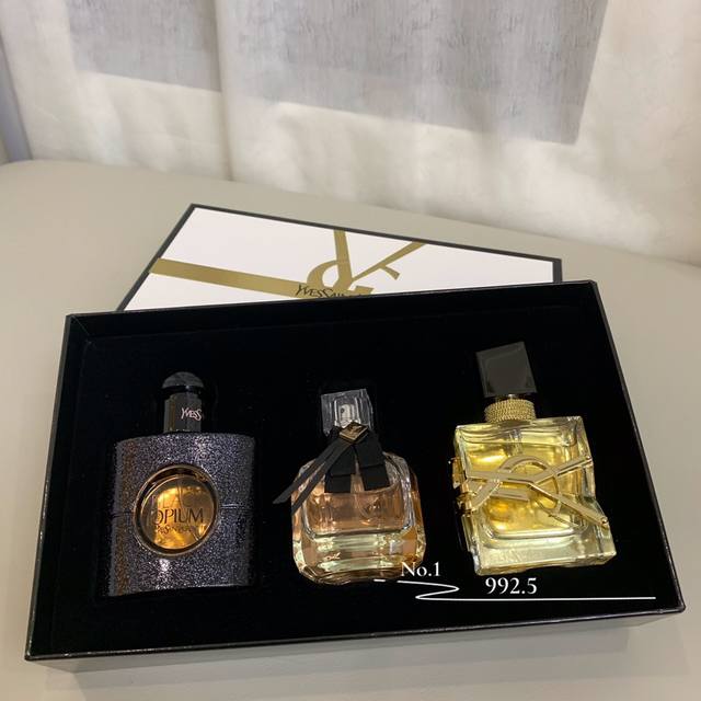专柜品质Ysl圣罗兰香水套盒三件套30Ml①肆意之水Edp②反转巴黎Edp③黑鸦片经典款Edp