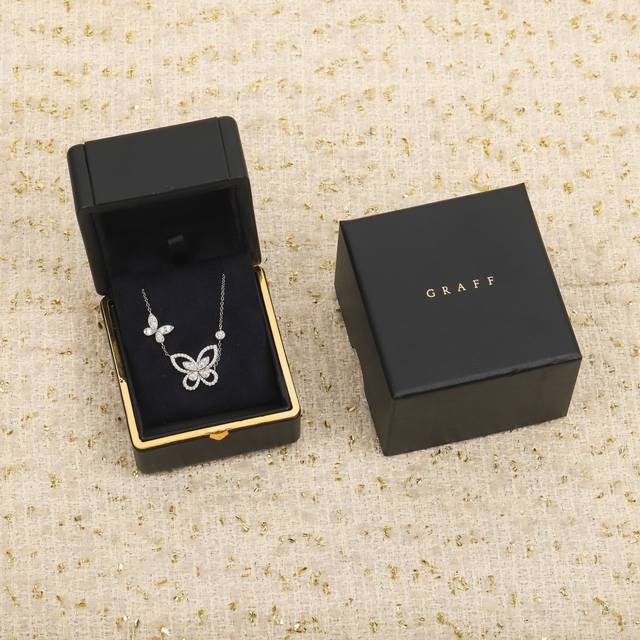 205333 我们出品 幻影蝴蝶项链 Zp61100+，认准唯一一家真正购入珠宝类Zp开发的，可订做真金真钻，只做对版Zp真金货，Pk市面各种金货量大咨询客Fu