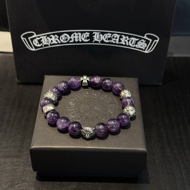 新款 专柜品质 Chrome Hearts克罗心 经典复古多元素手链手串，凹凸造型不同的花纹设计风格 呈现出与众不同 十字架 童军花是克罗心的志 所以更经久不衰