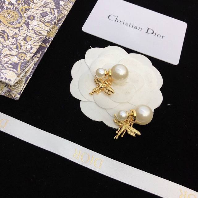 Dior 迪奥 蝴蝶蜻蜓珍珠耳钉 同款材质 925银针