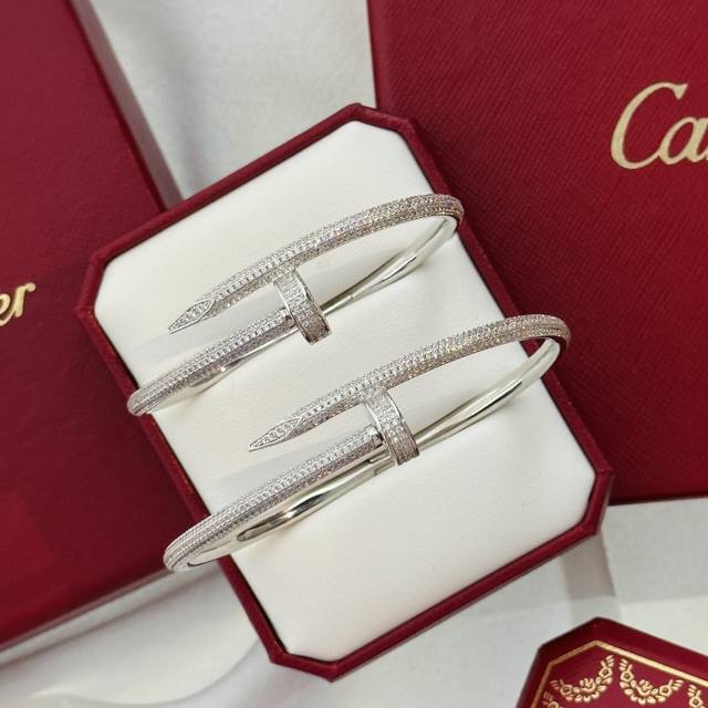 首选 卡地亚满钻 Cartier 情侣 钉子手镯手工镶嵌 颗顶级进口八心八箭钻石 1:1定制 专柜对版 激光Logo 绝对高品质 懂货的来 全网最高性价比 微镶
