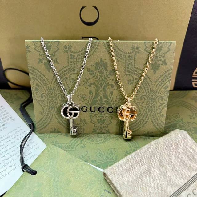 Gucci项链50+5 手链16-18-20