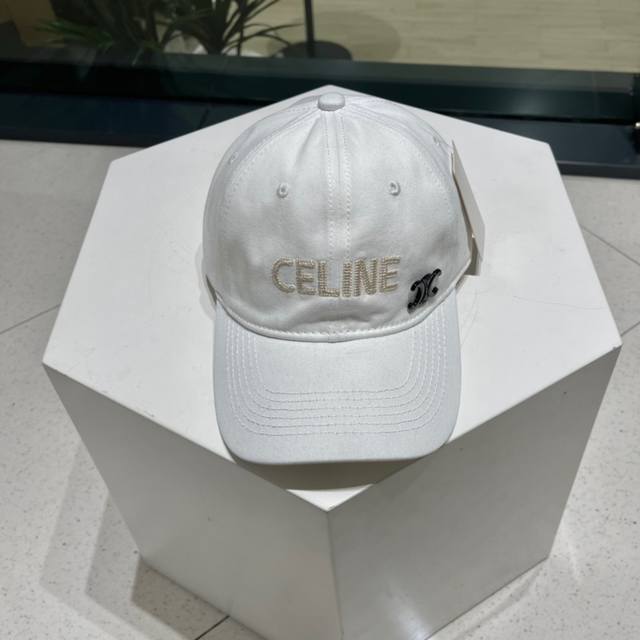 Celine赛琳 春夏款新款简约棒球帽，新款出货，大牌款超好搭配，赶紧入手！