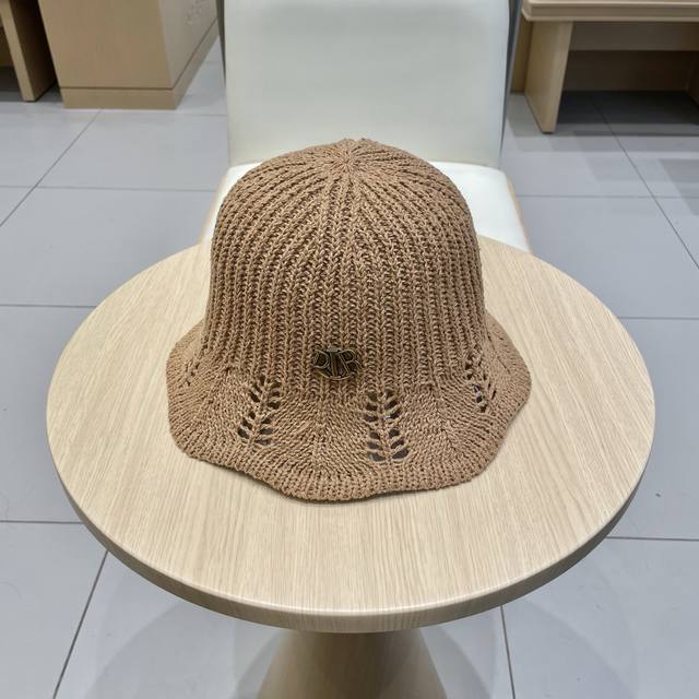 迪奥Dior镂空简约纯色草编水桶帽女春季休闲百搭水桶帽防晒遮阳渔夫帽