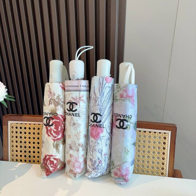 Chanel香奈儿 三折自动折叠晴雨伞 时尚原单代工品质 细节精致 看得见的品质 打破一成不变 色泽纯正艳丽！