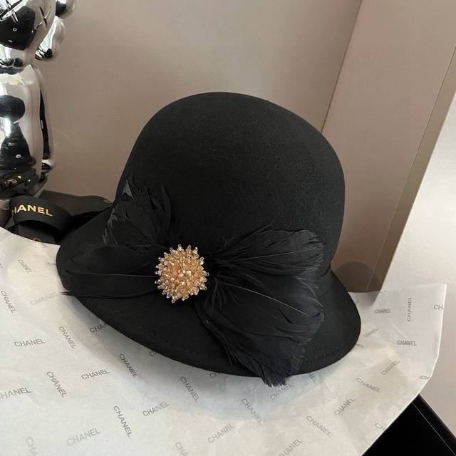 P黑色 缪缪Miumiu 秋冬新款羊毛盆帽，百分百羊毛面料%名媛风，头围57Cm