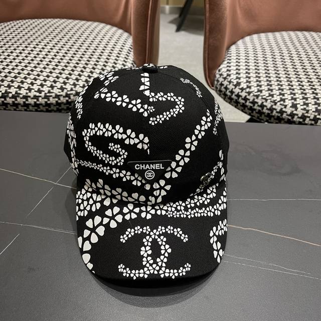 香奈儿Chanel 新款做旧牛仔双C棒球帽鸭舌帽 时尚休闲设计 跑量新品