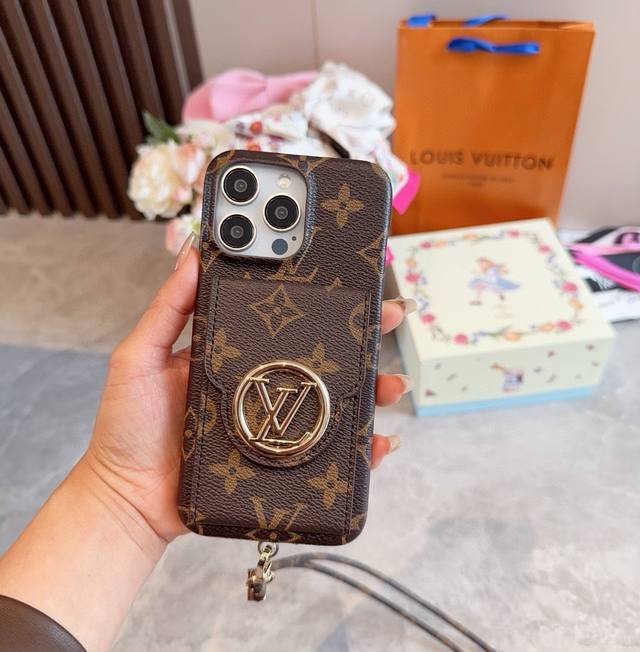 Lv斜挎手机壳 卡包化妆镜老花四包壳老花皮挂绳 型号：为了不出现报错型号，请打开本机查看手机设置显示的型号 Iphone16Pro Max 6.9 Iphone