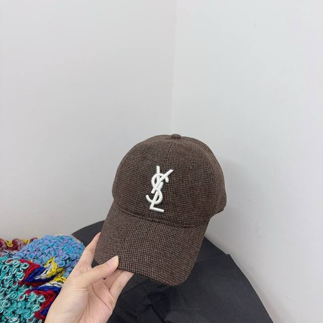 Ysl 老钱风棒球帽 秋冬厚羊毛面料