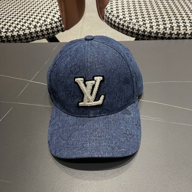 Lv路易威登2025新款原单棒球帽，Lv渐变提花，专柜1:1开模订制，轻盈透气！质量超赞，基础头围56，贴片可调节。