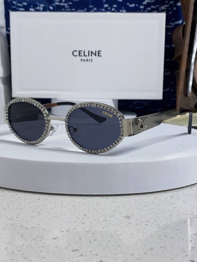 Celine赛琳 2025新款凯旋门镶钻墨镜女高级感Ins椭圆框气质网红跨境眼镜时尚欧美Y2K太阳镜