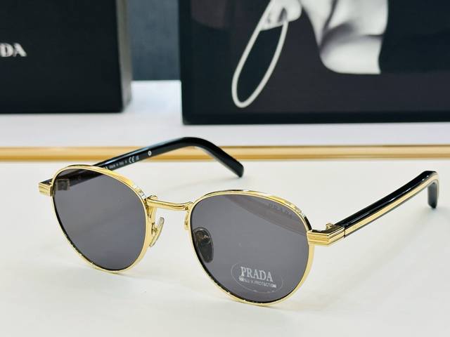 Prad*普家 Prb52S Size：50口21-140 眼镜系列堪称精湛制作 彰显独特个性 Zm太阳镜