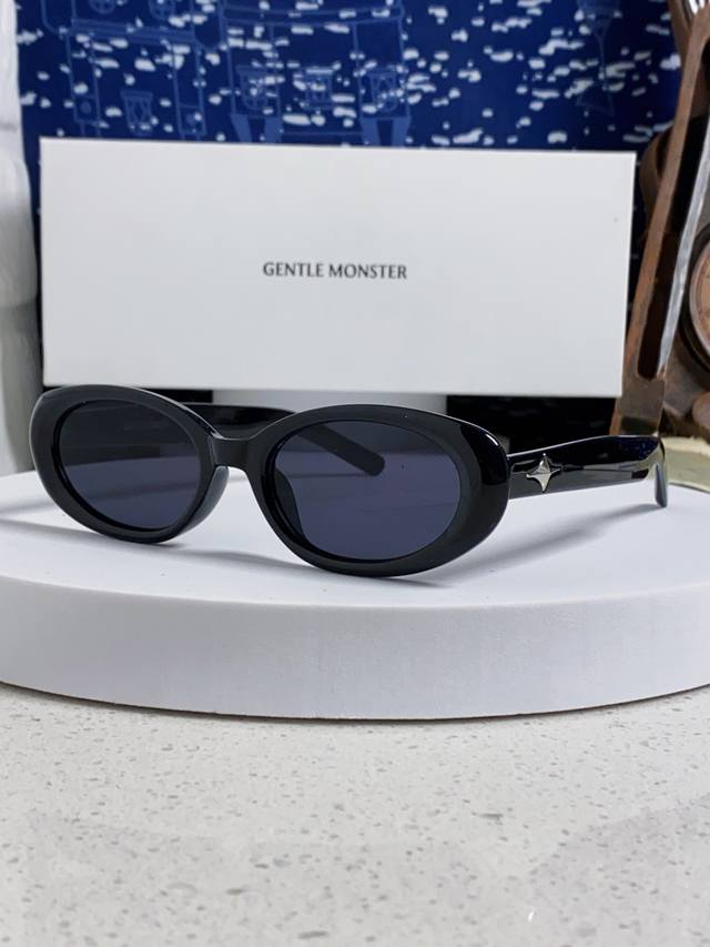 Gentle Moster Gm 2025新款椭圆形 墨镜女高级感Ins潮 网红款小框遮阳凹造型防紫外线太阳镜男潮 型号Bandona.S