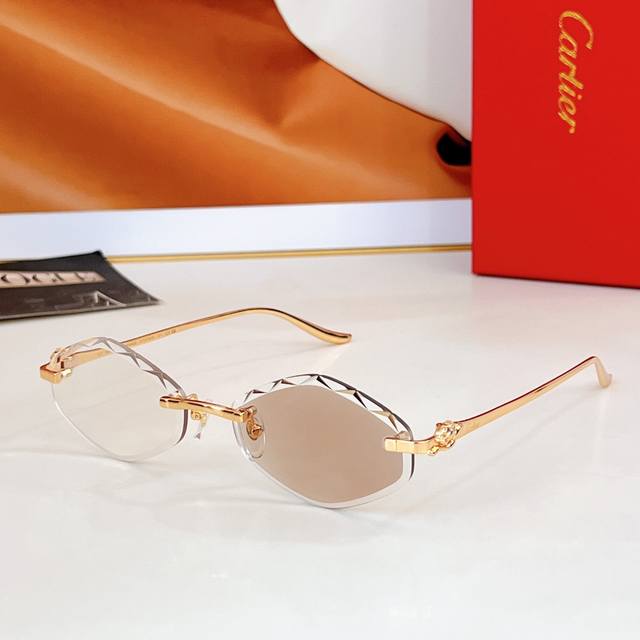 变色 Cartie* Model：Ct0732S Size：58口18-137