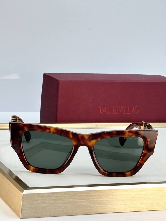 Valentino Vls-166A Size：52口20-145