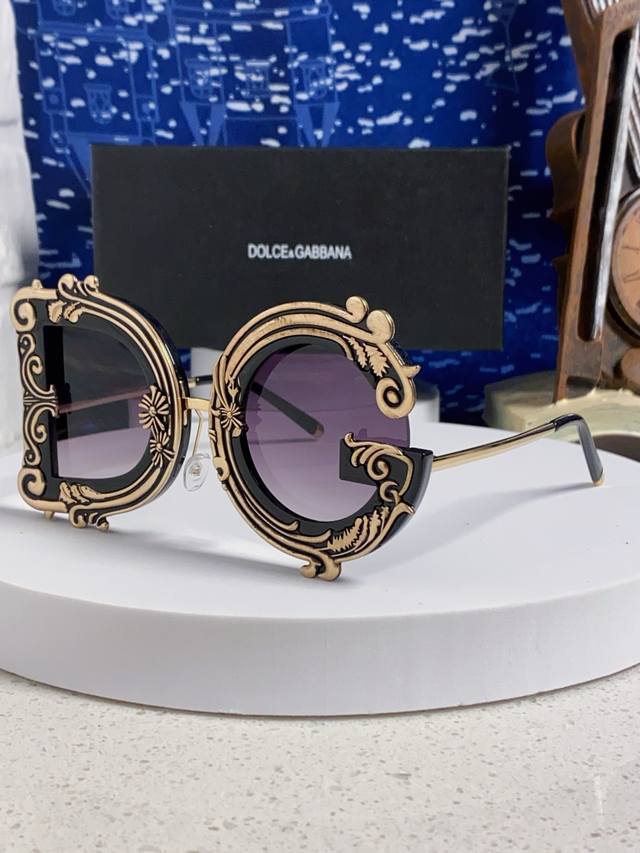 Dolce&Gabbana杜嘉班纳 2025新款Dg小众巴洛克风情太阳镜摩登复古潮流街拍模特走秀款墨镜