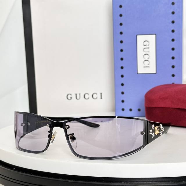 Gucc*Model：Gg2032Sa Size：64口13-135
