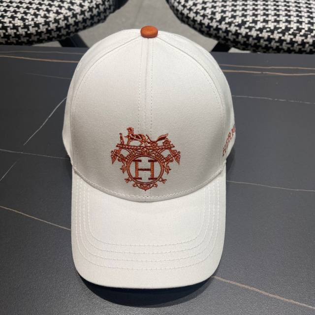 配盒子布袋，HermèS 爱马仕 原单棒球帽，经典H，正品开模订制，原版透气帆布面料原厂精钢调节扣，做工细致，时尚帅气质量超赞！