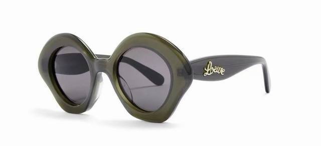 Loewe 罗意威Model：Lw40125U太阳眼镜Size：49口22-145