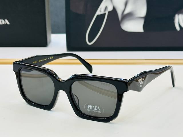 Prad*普家 Pr1754 Size：54口19-145 眼镜系列堪称精湛制作 彰显独特个 B火爆款