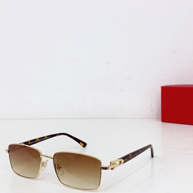 Cartie*Model：Ct0520Osize: 145钛～