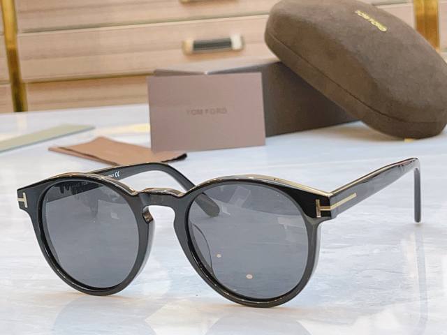Tom For* 汤姆*福特新款太阳镜，Model：Tf0591，Size：51口20-145