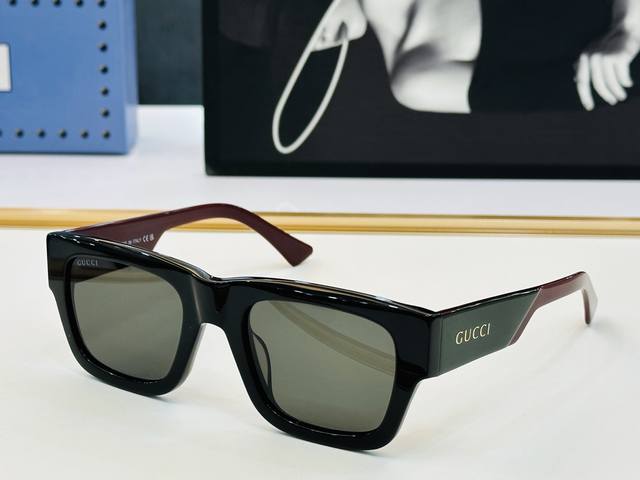 Guccl*古家 时尚太阳镜 Gg1668S Size：52口21-145 超时尚 L镜腿 完美板材框 高品质