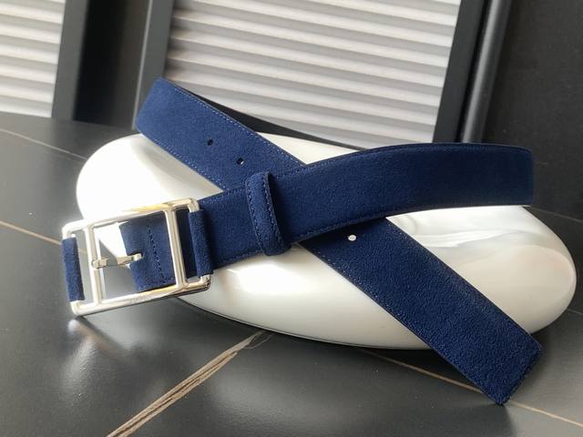Tods家22S早春新品男士腰带经典针扣设计，经典耐看！原版开模，意大利进口小牛皮3.5Cm ，奢华包装！无二品质