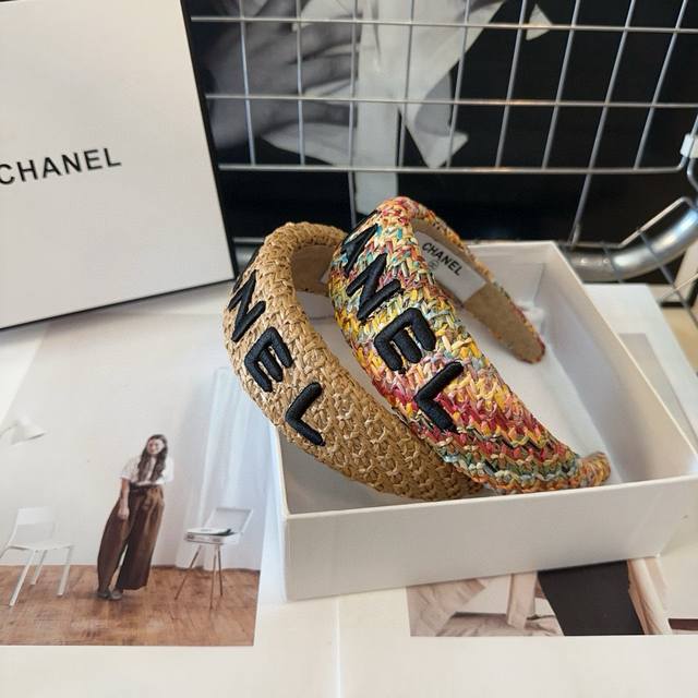 配包装盒 Chanel 香奈儿 最火爆新款发箍，时尚潮品 小仙女必眼入