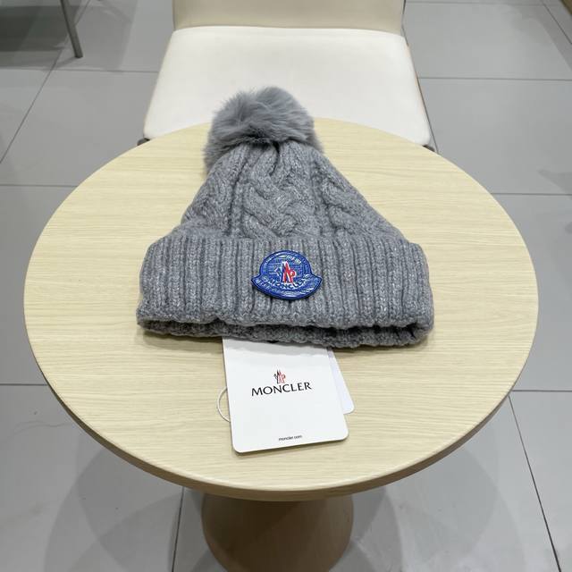 Moncler蒙口米色针织帽男女秋冬季毛线帽百搭显脸小保暖冷帽