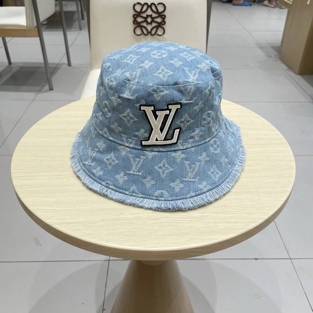 Lv路易威登渔夫帽 轻盈透气。完美版型，独家实物拍摄，男女适用