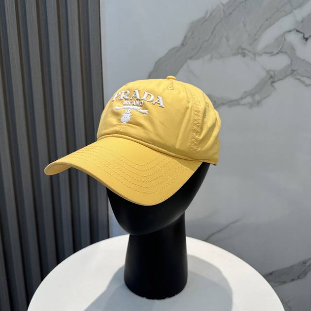 普拉达 Prada 2025新款重设计款棒球帽，新款出货，大牌款超好搭配，赶紧入手！