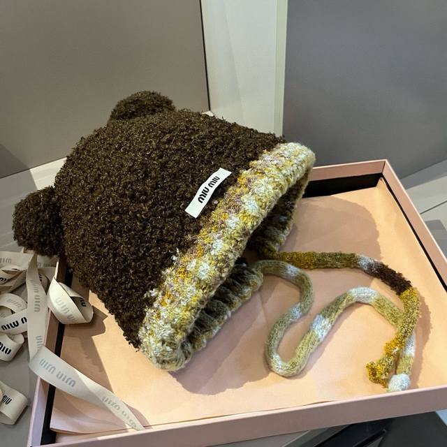 缪缪Miumiu秋冬新款护耳帽
